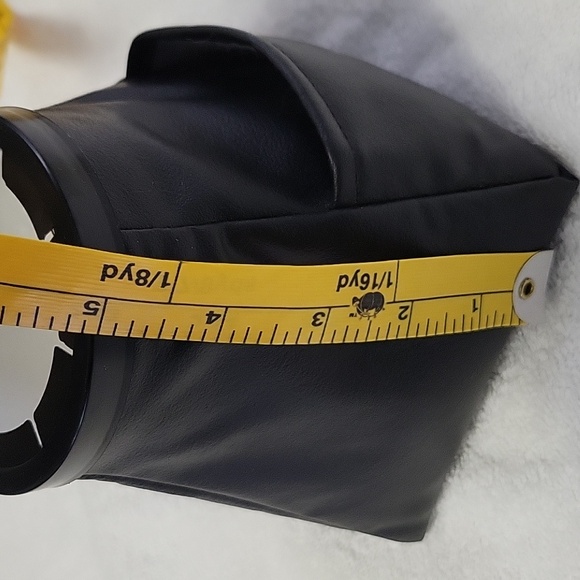 Weighted Bottom Can Cooler Styrofoam Liner With 3" Pocket On Side. Like New - Picture 7 of 16